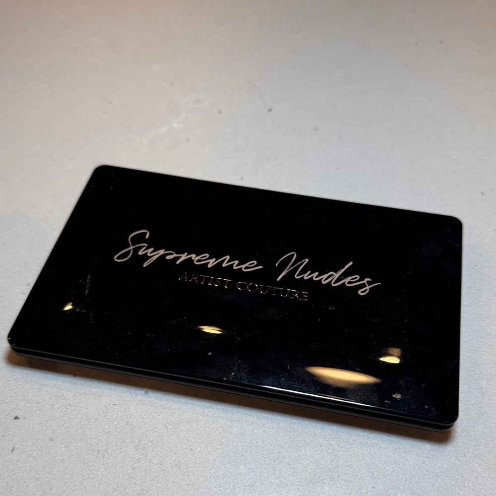 Artist Couture Supreme Nudes Palette